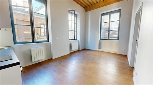 Apartments in Lyon - photo 4