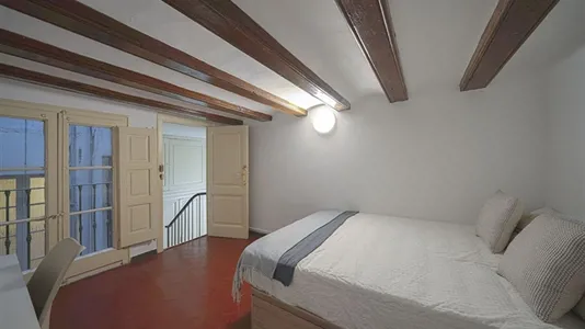 Rooms in Barcelona Ciutat Vella - photo 1