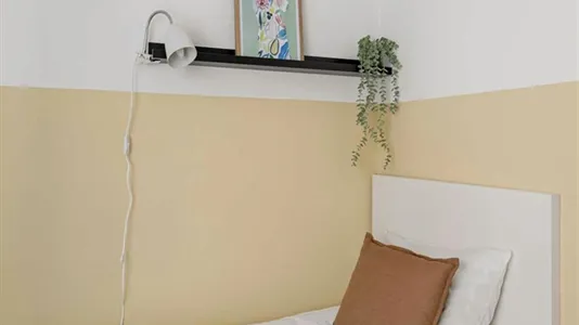 Rooms in Location is not specified - photo 1