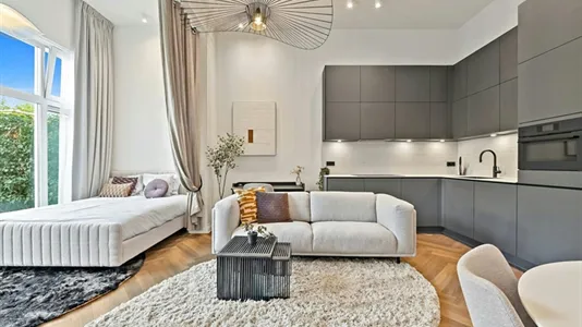 Apartments in Location is not specified - photo 6