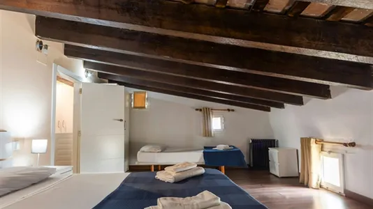 Apartments in Valencia Ciutat Vella - photo 10