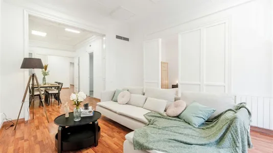 Rooms in Barcelona Sarrià-St. Gervasi - photo 9