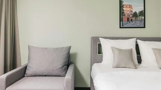 Apartments in Frankfurt Innenstadt I - photo 2