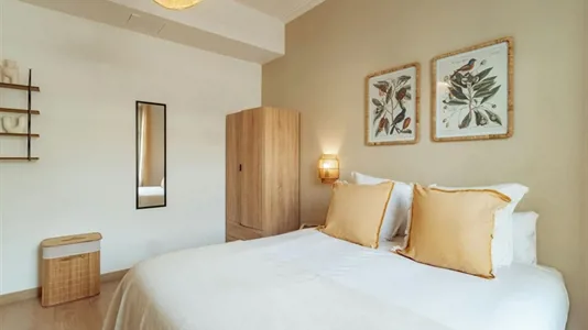 Rooms in Barcelona Eixample - photo 2
