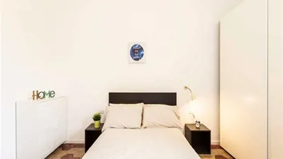 Room for rent in Milano Zona 9 - Porta Garibaldi, Niguarda, Milan
