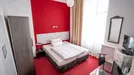 Room for rent, Berlin Charlottenburg-Wilmersdorf, Berlin, Pariser Straße