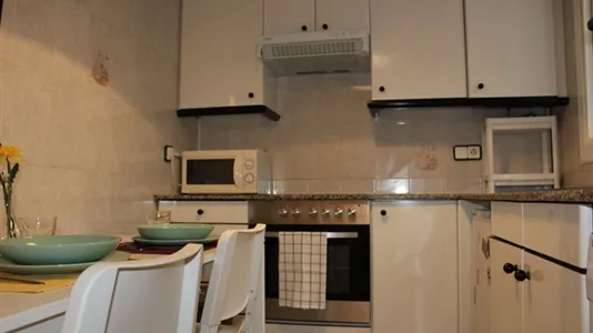 Rooms in Barcelona Ciutat Vella - photo 7