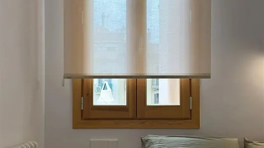 Rooms in Barcelona Eixample - photo 7