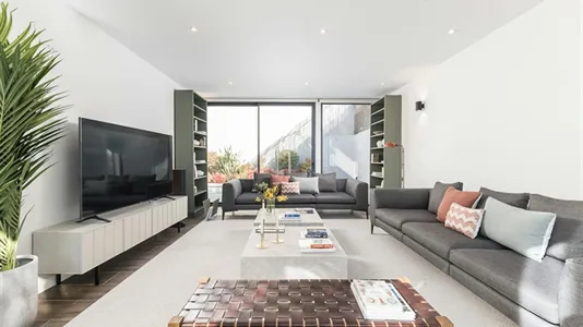 Houses in Húmera-Somosaguas-Prado del Rey - photo 4