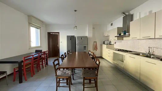 Rooms in Milano Zona 5 - Vigentino, Chiaravalle, Gratosoglio - photo 4