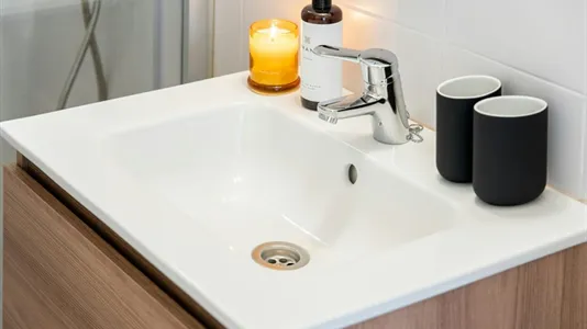 Rooms in Barcelona Eixample - photo 6