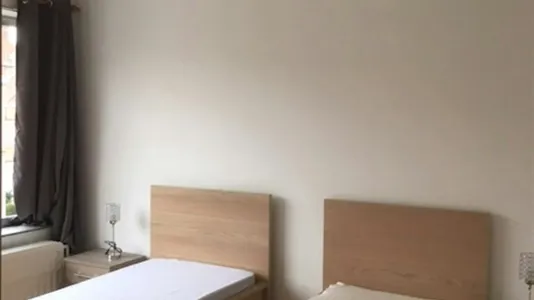 Houses in Drogenbos - photo 8