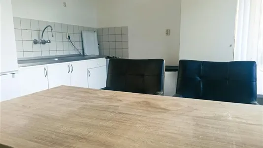 Rooms in Capelle aan den IJssel - photo 4