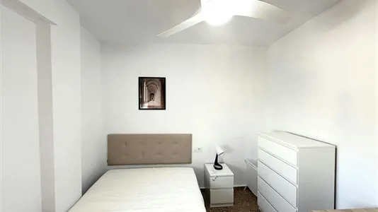 Rooms in Valencia L'Eixample - photo 3