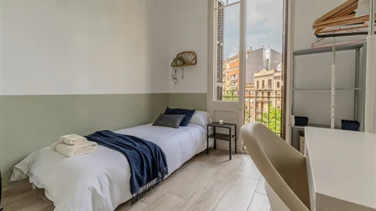 Apartments in Barcelona Eixample - photo 7