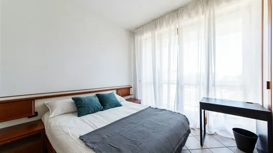 Rooms in Milano Zona 2 - Stazione Centrale, Gorla, Turro, Greco, Crescenzago - photo 4