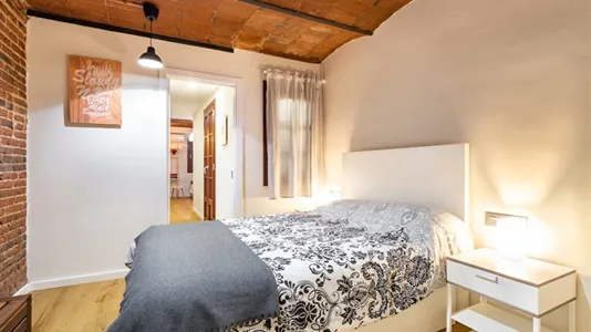 Apartments in Barcelona Eixample - photo 8