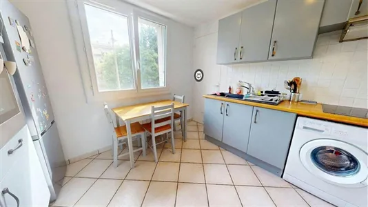 Rooms in Lyon - photo 1