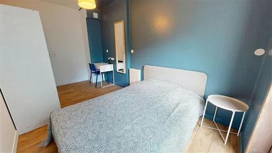 Rooms in Saint-Étienne - photo 4