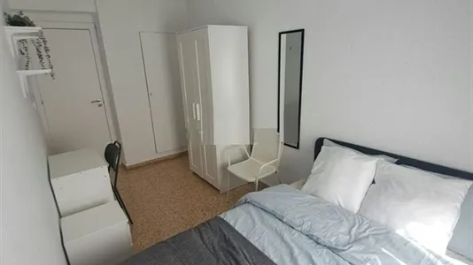 Rooms in Tavernes Blanques - photo 2