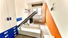 Room for rent, Turin, Piemonte, &lt;span class=&quot;blurred street&quot; onclick=&quot;ProcessAdRequest(7738636)&quot;&gt;&lt;span class=&quot;hint&quot;&gt;See streetname&lt;/span&gt;[xxxxxxxxxxxxx]&lt;/span&gt;