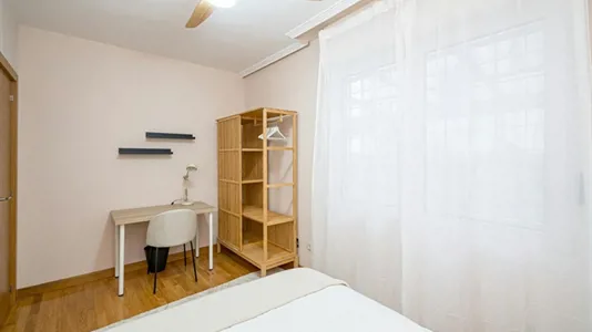 Rooms in Madrid Hortaleza - photo 3