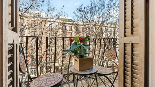 Apartments in Barcelona Eixample - photo 5