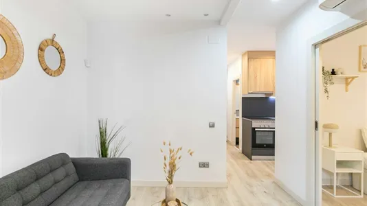 Apartments in Barcelona Ciutat Vella - photo 6