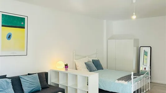 Apartments in Berlin Mitte - photo 9