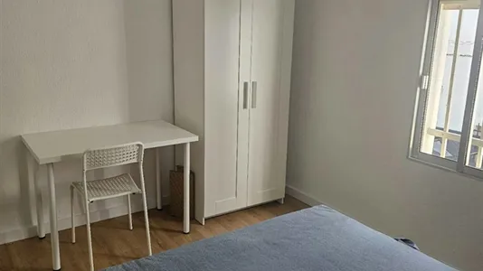 Rooms in Huelva - photo 2