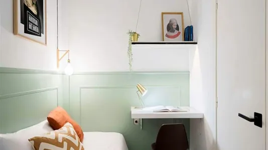 Rooms in Madrid Centro - photo 7