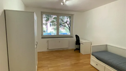 Rooms in Munich Schwabing-West - photo 2