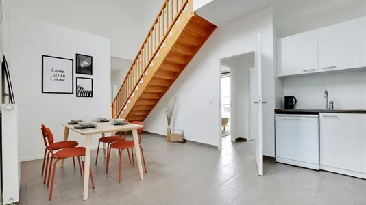 Rooms in Paris 19ème arrondissement - photo 7