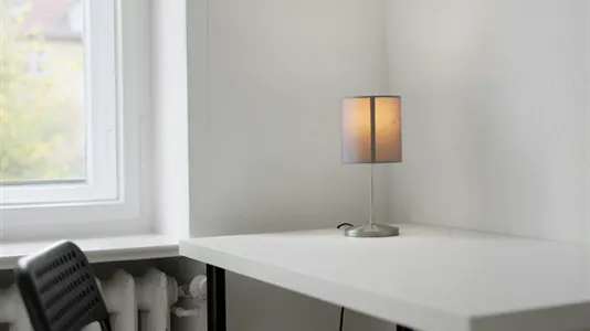 Rooms in Berlin Charlottenburg-Wilmersdorf - photo 4