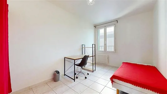 Rooms in Grenoble - photo 1