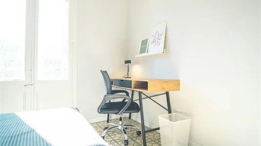 Rooms in Barcelona Eixample - photo 5