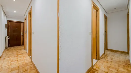 Rooms in Madrid Retiro - photo 9