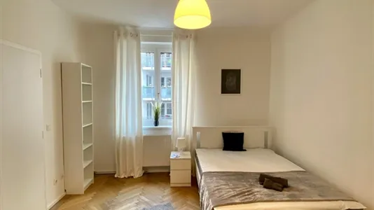 Rooms in Wien Mariahilf - photo 2