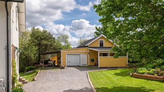 Houses in Norrköping - photo 2