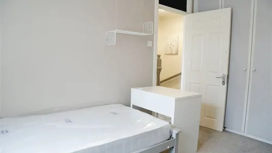 Rooms in Arbour Hill - photo 2