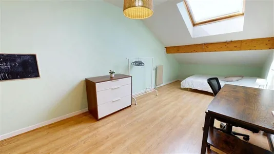 Rooms in Lyon - photo 3