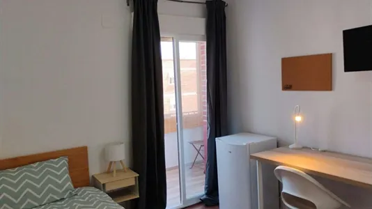 Rooms in Alcalá de Henares - photo 2