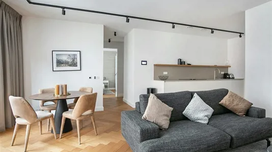 Apartments in Amsterdam Centrum - photo 2