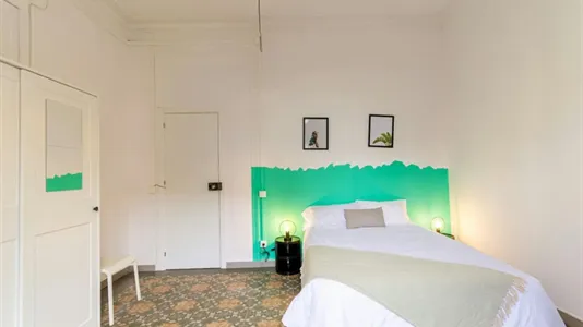 Rooms in Barcelona Eixample - photo 8