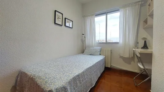 Rooms in Alcalá de Henares - photo 1