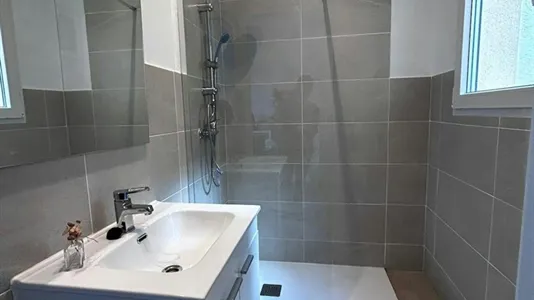 Rooms in Madrid Salamanca - photo 9