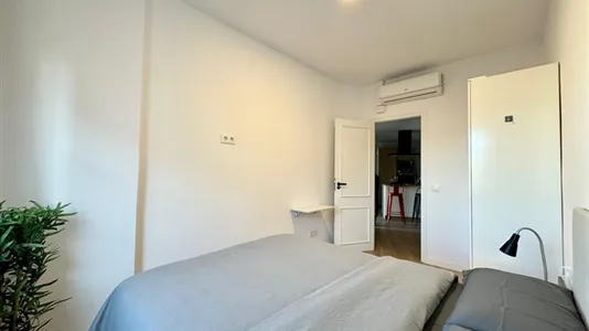 Apartments in Barcelona Eixample - photo 4