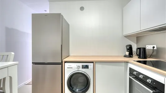 Rooms in Paris 20ème arrondissement - photo 10