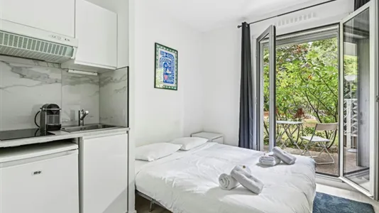 Apartments in Nanterre - photo 4