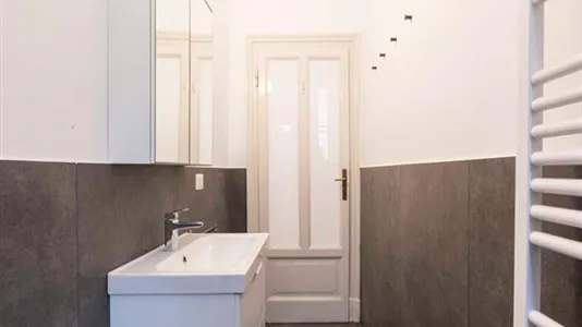 Rooms in Milano Zona 2 - Stazione Centrale, Gorla, Turro, Greco, Crescenzago - photo 10